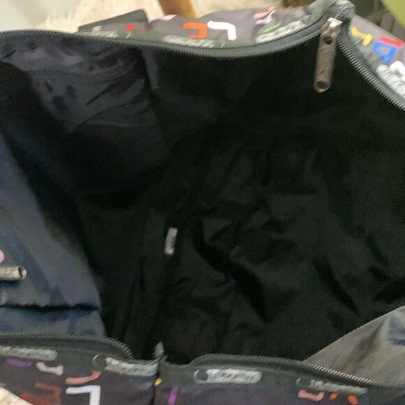 LESPORTSAC Mulitcolor Logo On Black
Nylon Tote - Picture 13 of 17